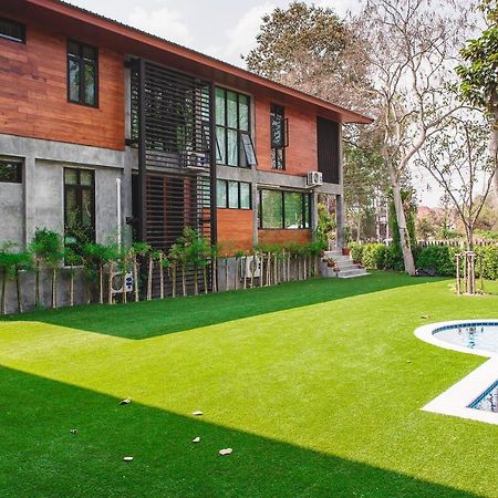 Hotel Stucco Loft Residency Chiang Mai Exterior foto