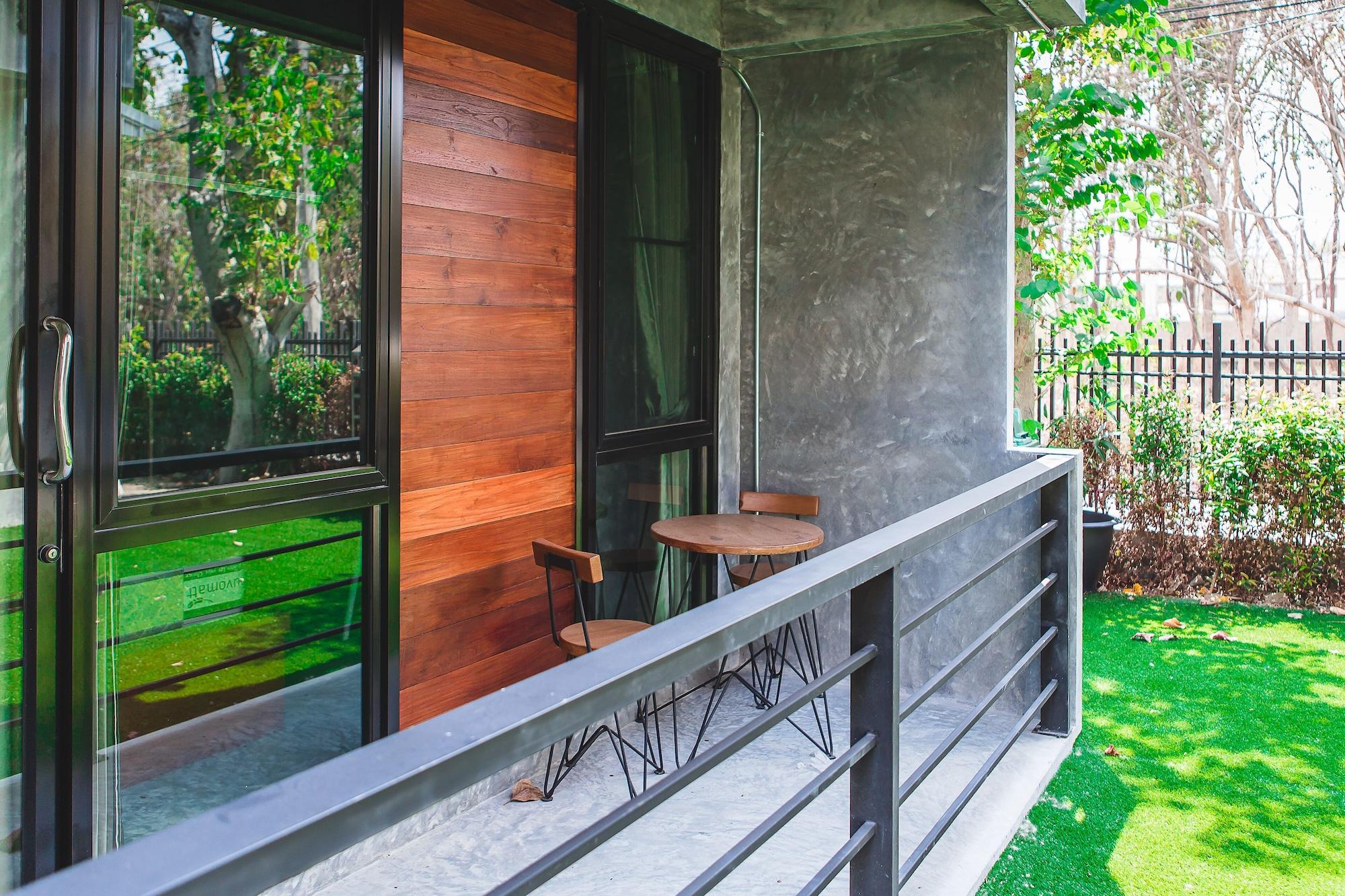 Hotel Stucco Loft Residency Chiang Mai Exterior foto