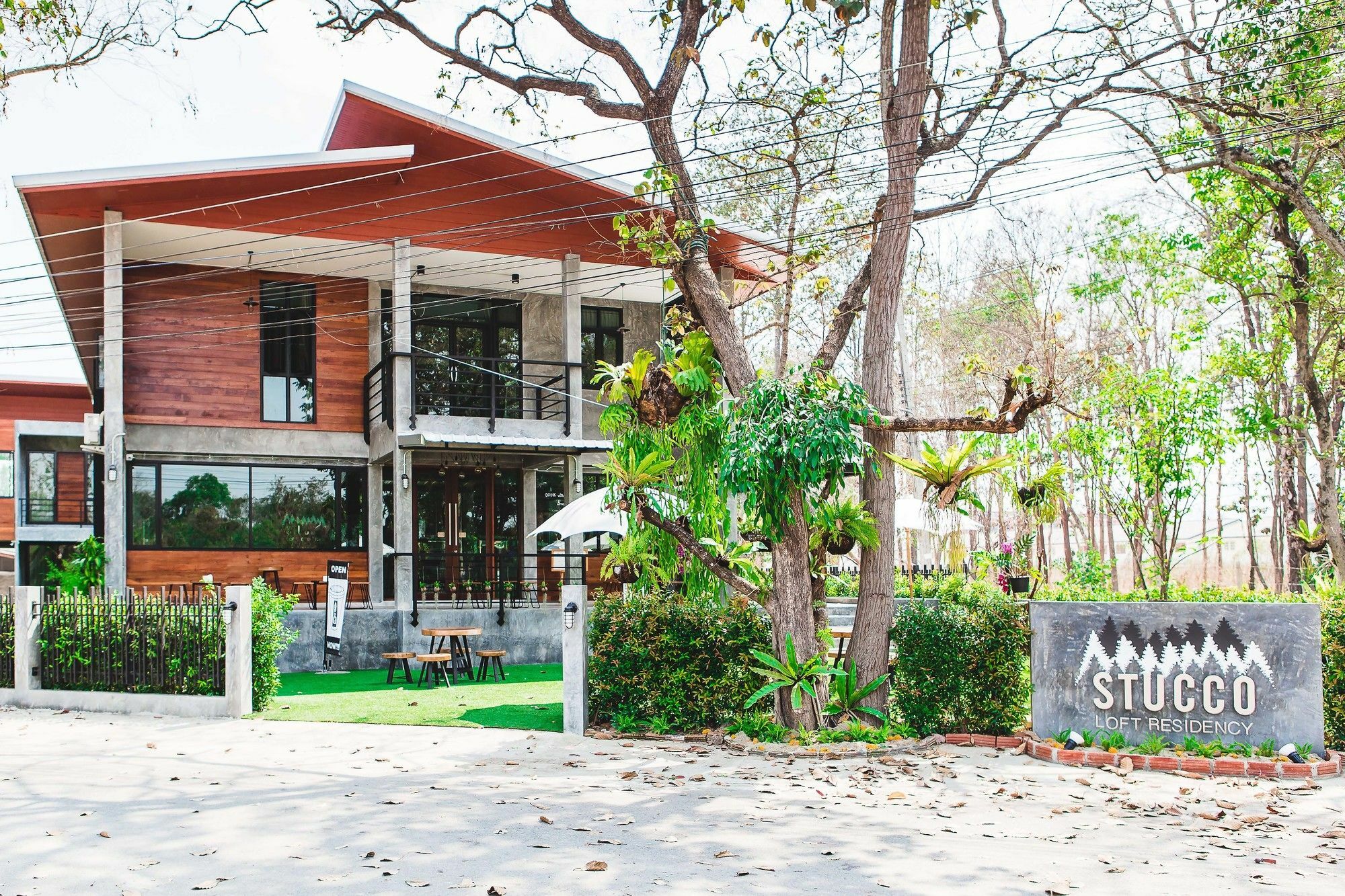 Hotel Stucco Loft Residency Chiang Mai Exterior foto